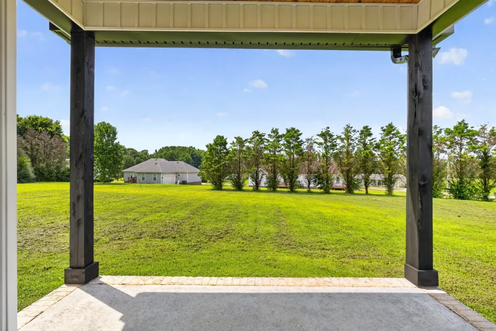 28 Harding Rd Leoma, TN 38468