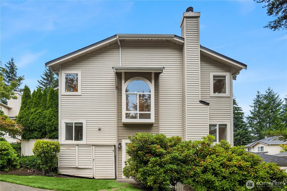 12440 NE 7th Place Bellevue, WA 98005