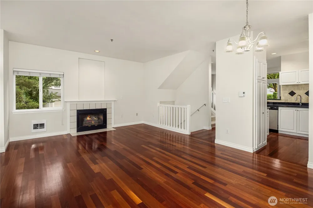 12440 NE 7th Place Bellevue, WA 98005