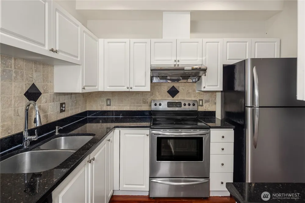 12440 NE 7th Place Bellevue, WA 98005