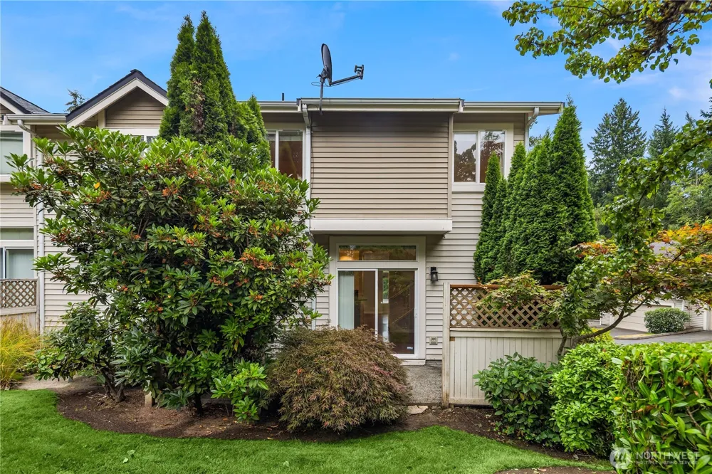 12440 NE 7th Place Bellevue, WA 98005
