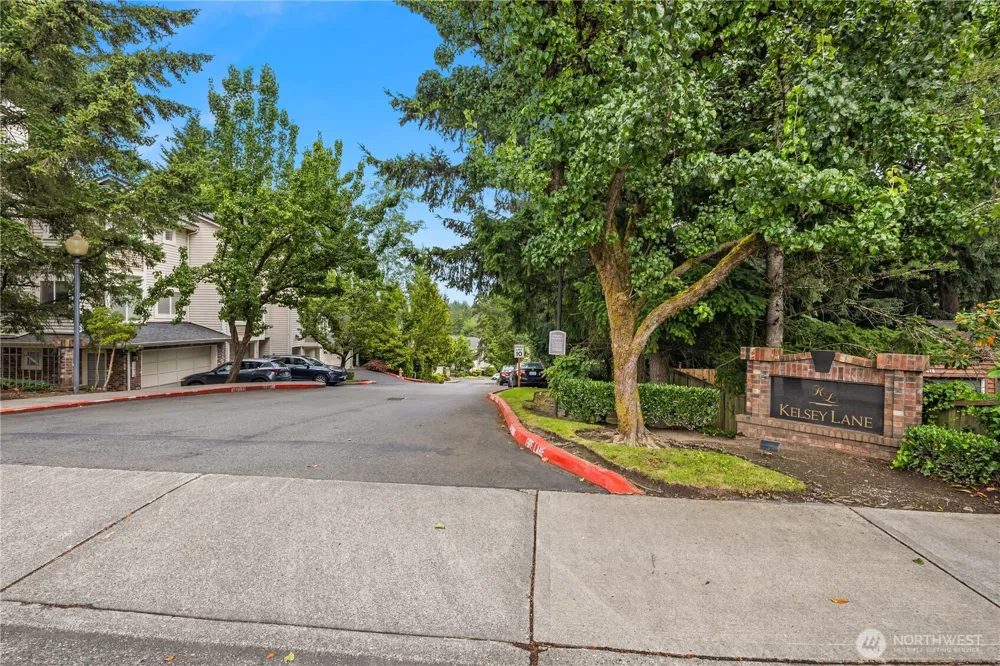 12440 NE 7th Place Bellevue, WA 98005