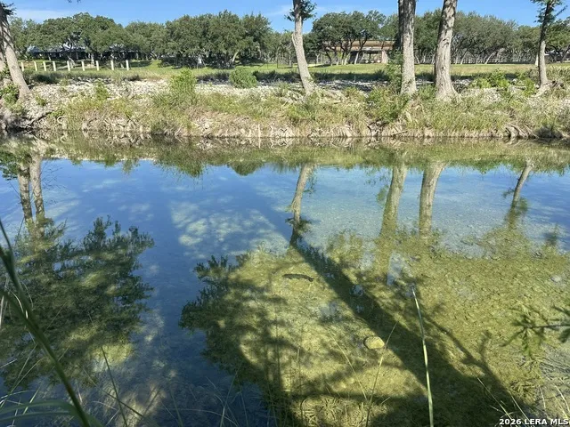 261 River Dr Rio Frio, TX 78879