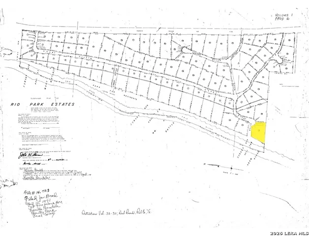 261 River Dr Rio Frio, TX 78879