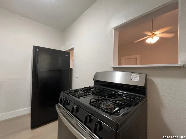 319 Army Blvd Unit 2 San Antonio, TX 78215