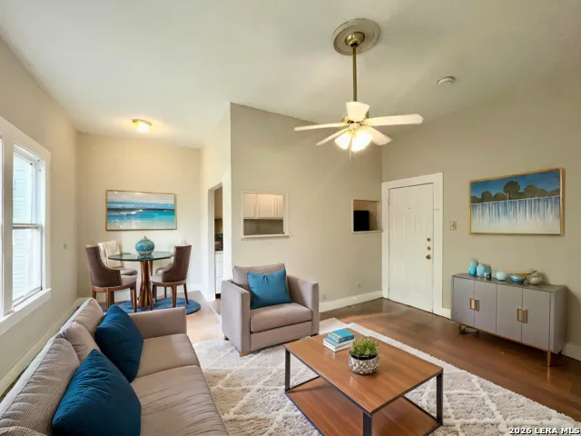 319 Army Blvd Unit 2 San Antonio, TX 78215