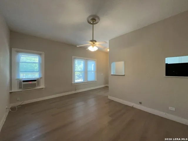 319 Army Blvd Unit 2 San Antonio, TX 78215