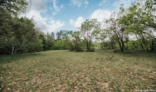 1065 fm 477 Seguin, TX 78155