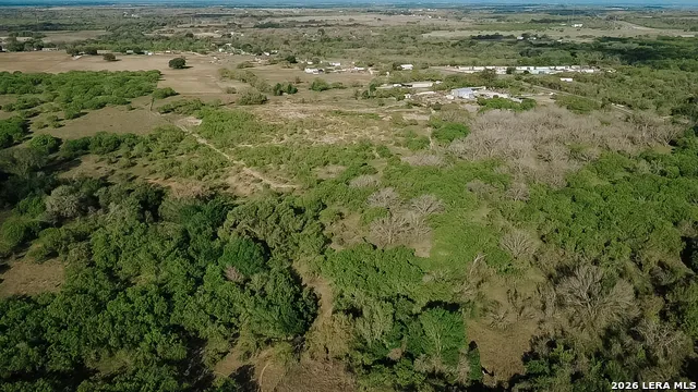 1065 fm 477 Seguin, TX 78155
