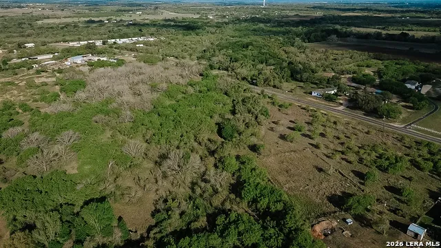 1065 fm 477 Seguin, TX 78155