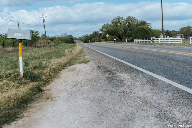 1065 fm 477 Seguin, TX 78155