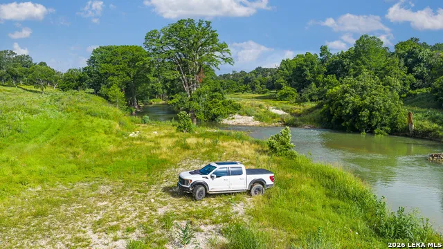 214 MARQUARDT RD Boerne, TX 78006