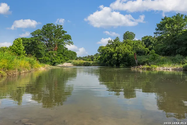 214 MARQUARDT RD Boerne, TX 78006