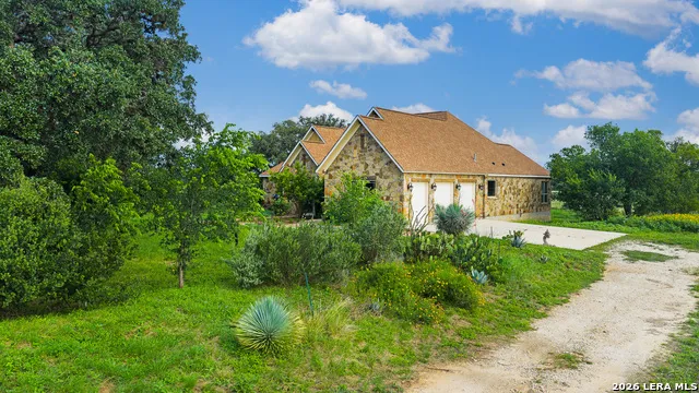 214 MARQUARDT RD Boerne, TX 78006
