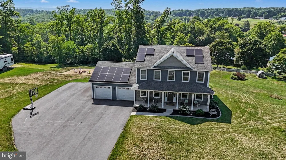 3 STONER DRIVE Shermans Dale, PA 17090