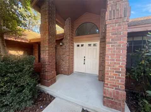 332 SPRUCEWOOD ROAD