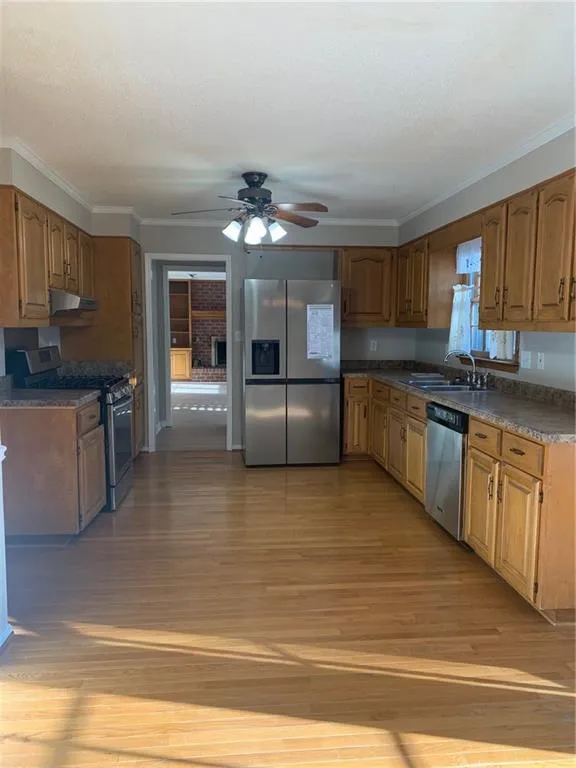240 W Huntington Road Bogart, GA 30622