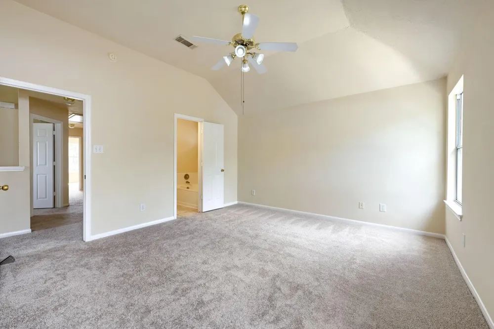 643 Meadow Knoll Drive Stafford, TX 77477