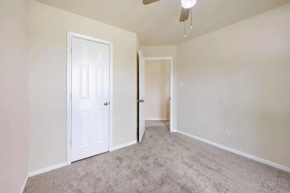 643 Meadow Knoll Drive Stafford, TX 77477