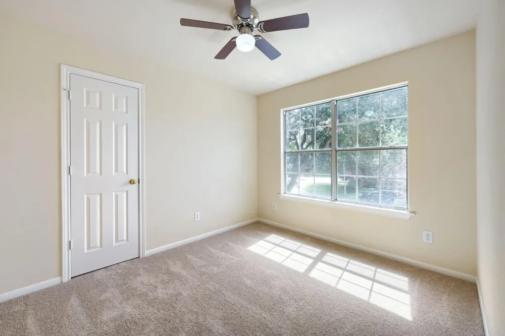643 Meadow Knoll Drive Stafford, TX 77477