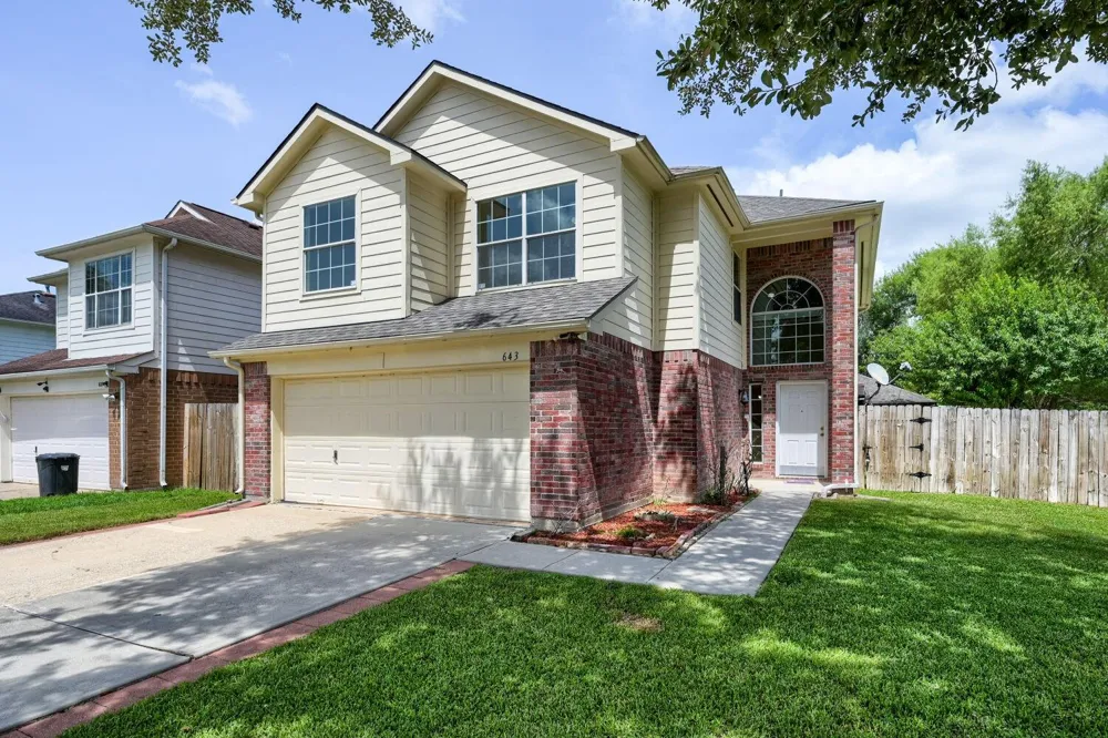 643 Meadow Knoll Drive Stafford, TX 77477