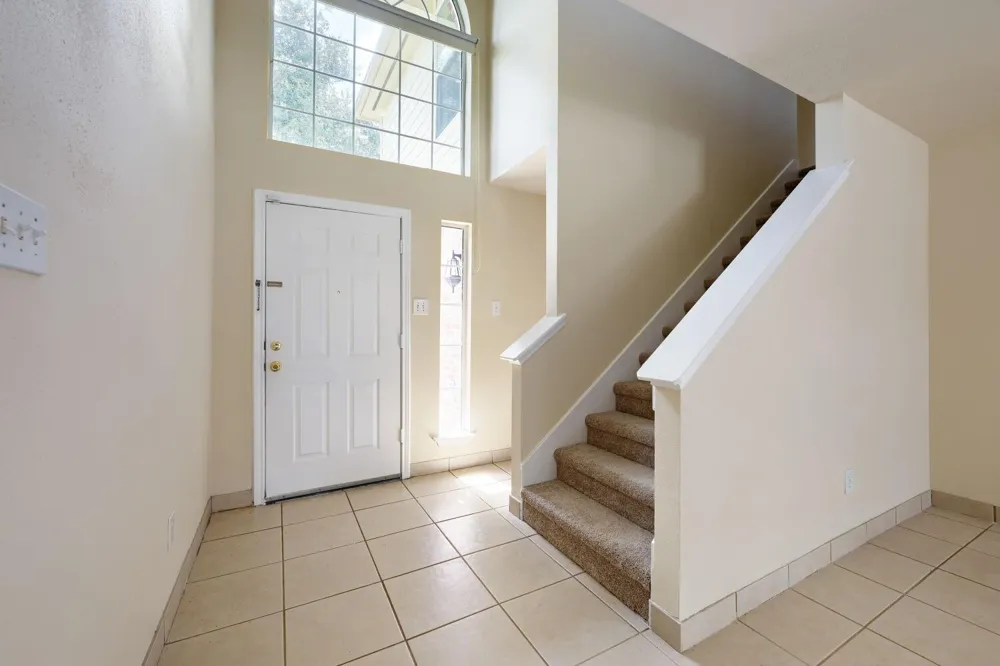 643 Meadow Knoll Drive Stafford, TX 77477