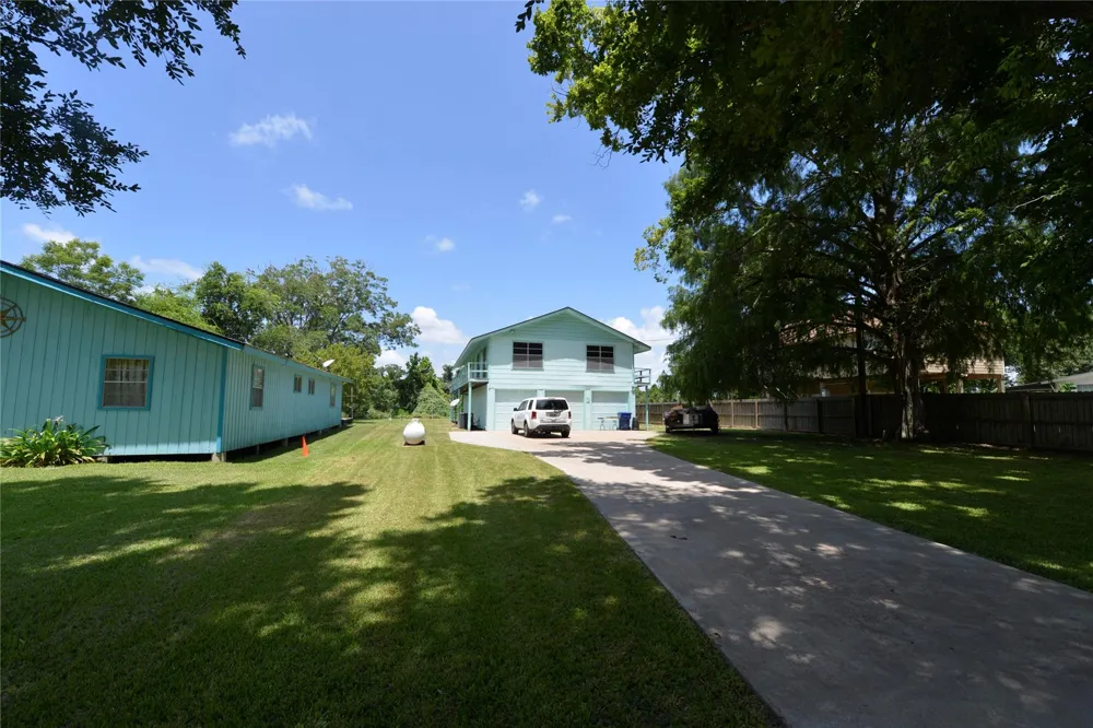 247 Selkirk Drive Bay City, TX 77414