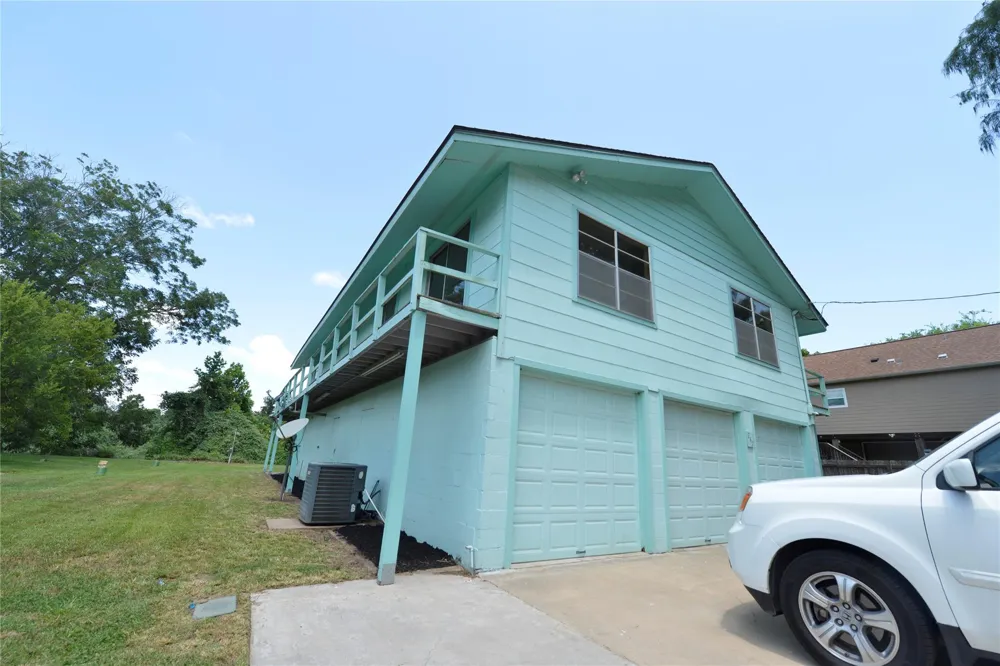 247 Selkirk Drive Bay City, TX 77414