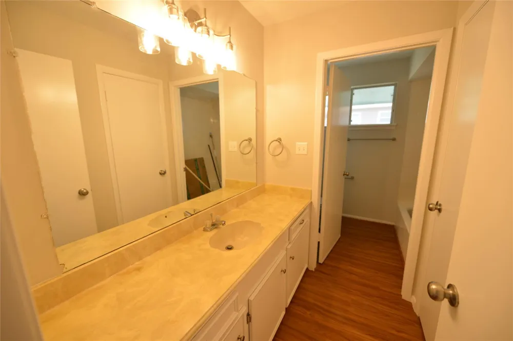 247 Selkirk Drive Bay City, TX 77414