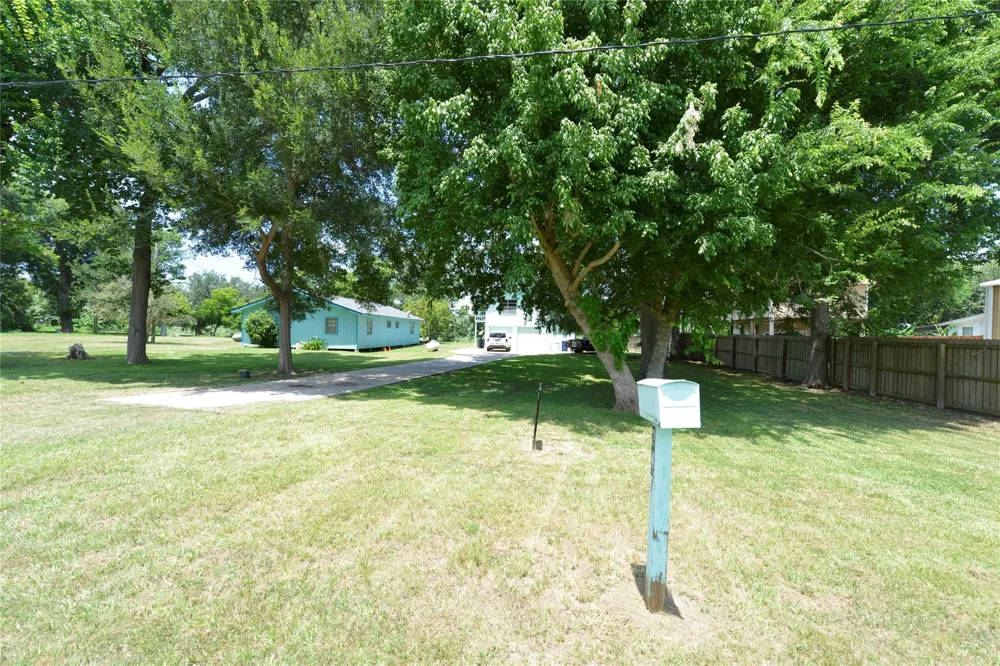 247 Selkirk Drive Bay City, TX 77414
