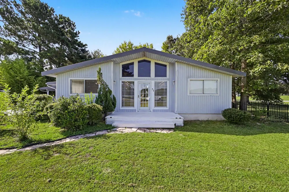 77 High Meadow Trinity, TX 75862
