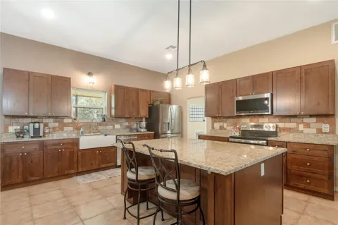 1533 Kickapoo Rd Road