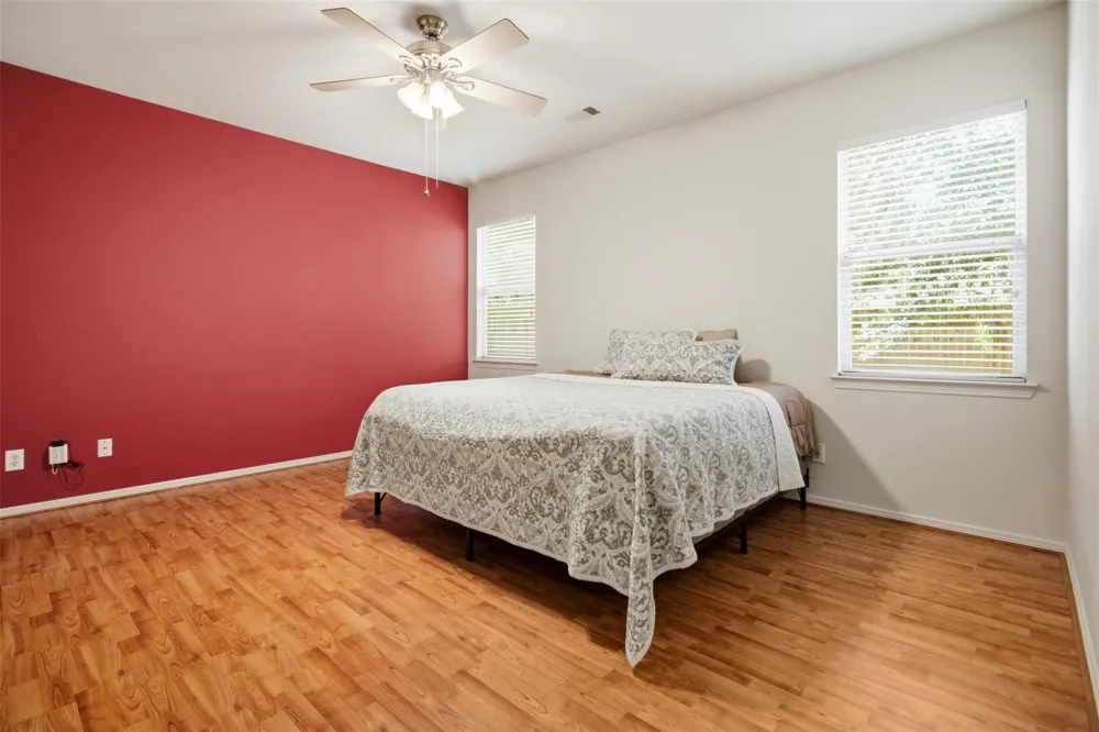 32019 Sue Lane Pinehurst, TX 77362