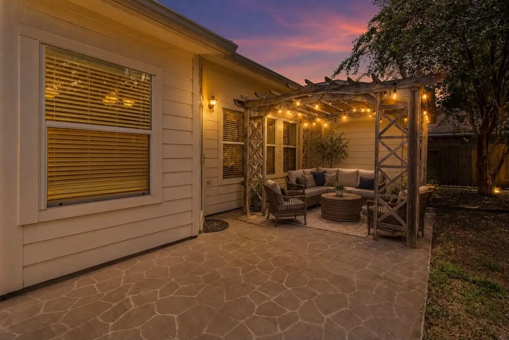 32019 Sue Lane Pinehurst, TX 77362
