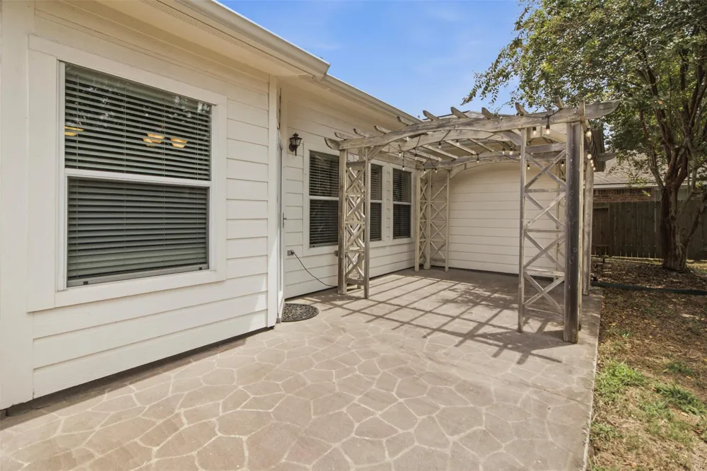 32019 Sue Lane Pinehurst, TX 77362