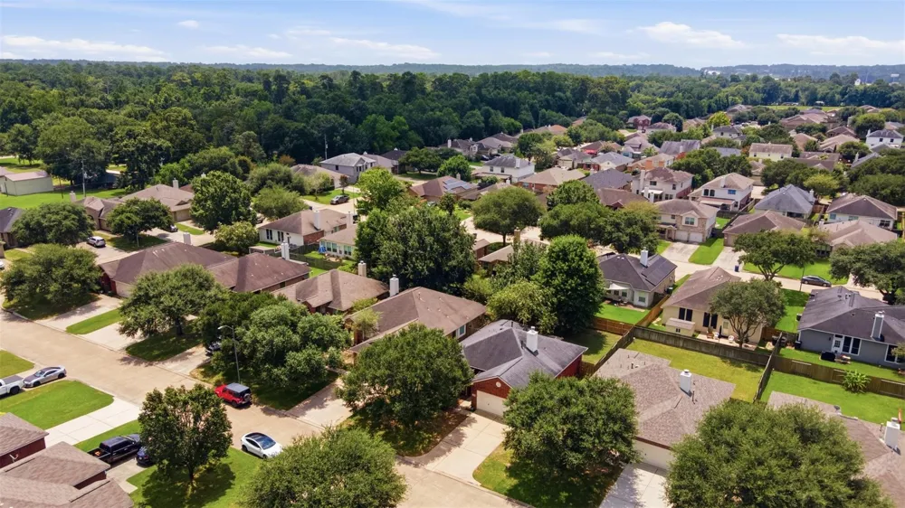32019 Sue Lane Pinehurst, TX 77362