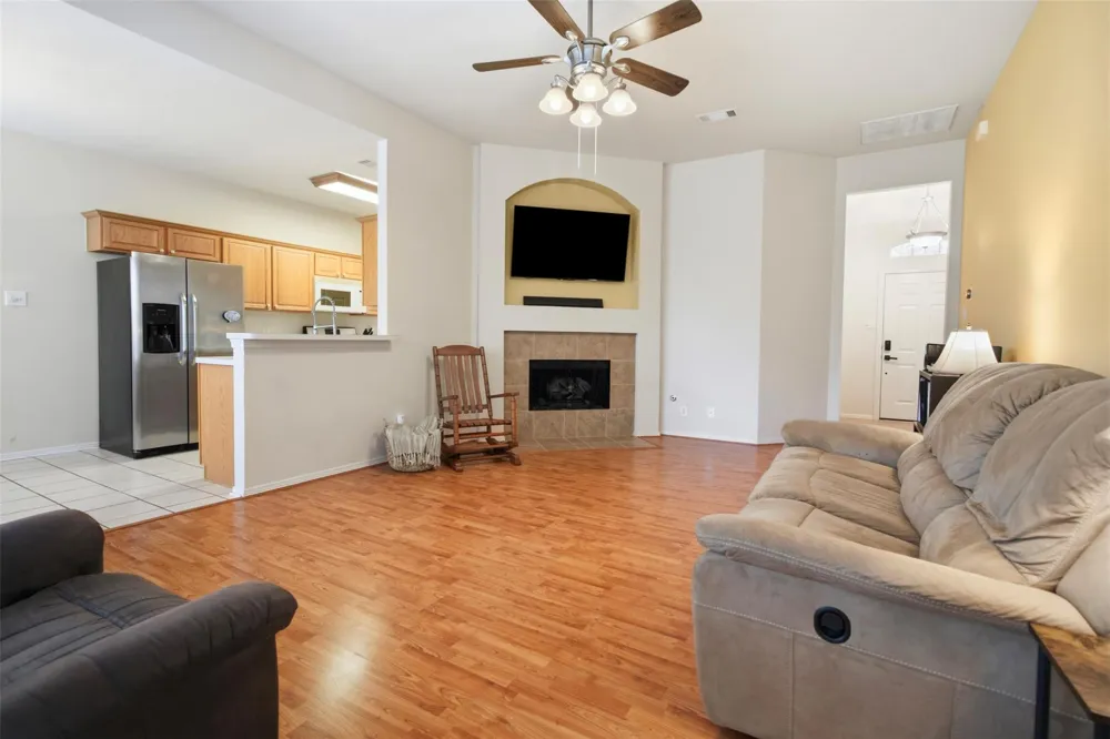 32019 Sue Lane Pinehurst, TX 77362
