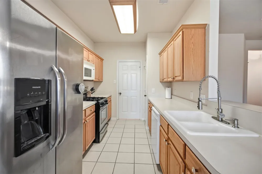 32019 Sue Lane Pinehurst, TX 77362