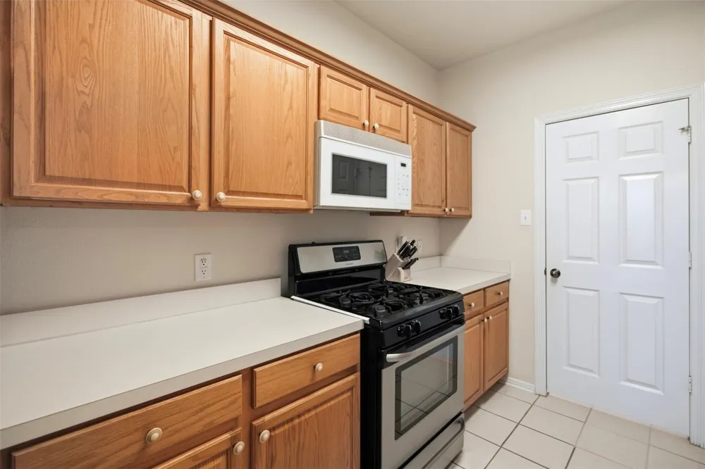 32019 Sue Lane Pinehurst, TX 77362