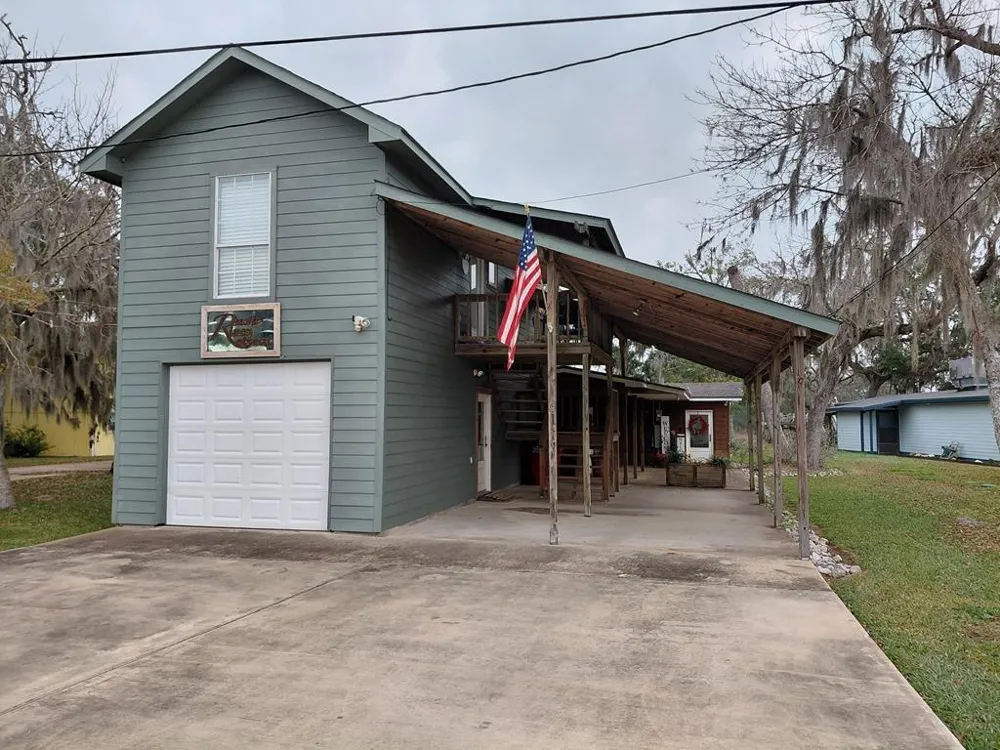 6666 County Road 659 Brazoria, TX 77422