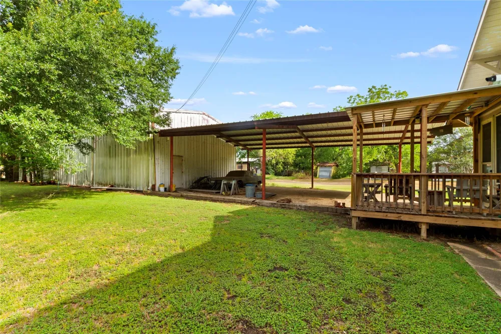 400 S Mckinney Street Mexia, TX 76667