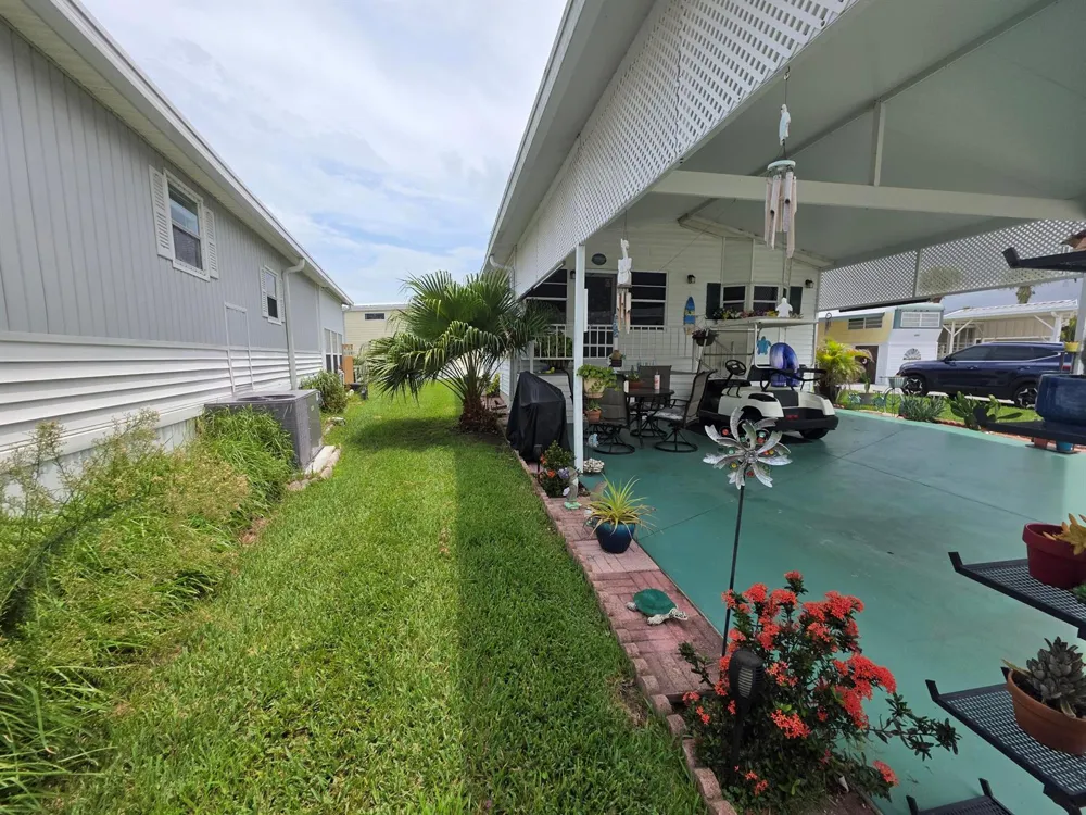 5354 SE 64TH TERRACE Okeechobee, FL 34974