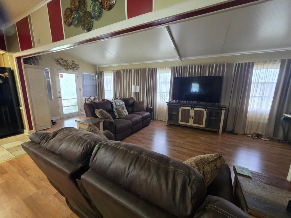 5354 SE 64TH TERRACE Okeechobee, FL 34974