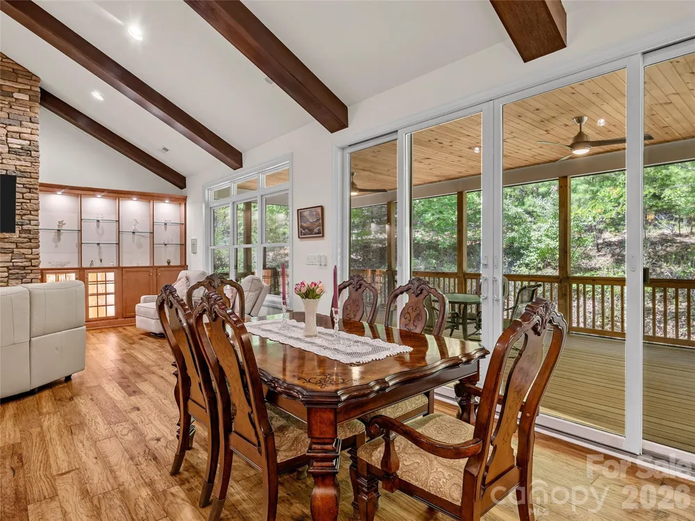 240 Persimmon Hill Drive Columbus, NC 28722