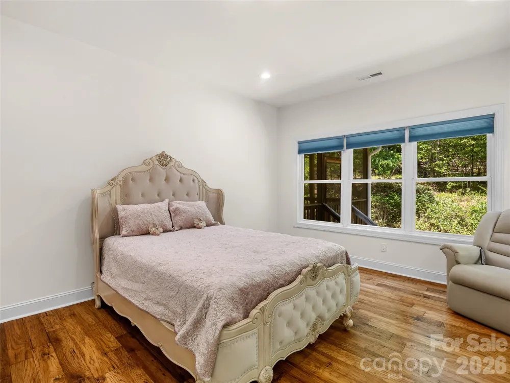 240 Persimmon Hill Drive Columbus, NC 28722