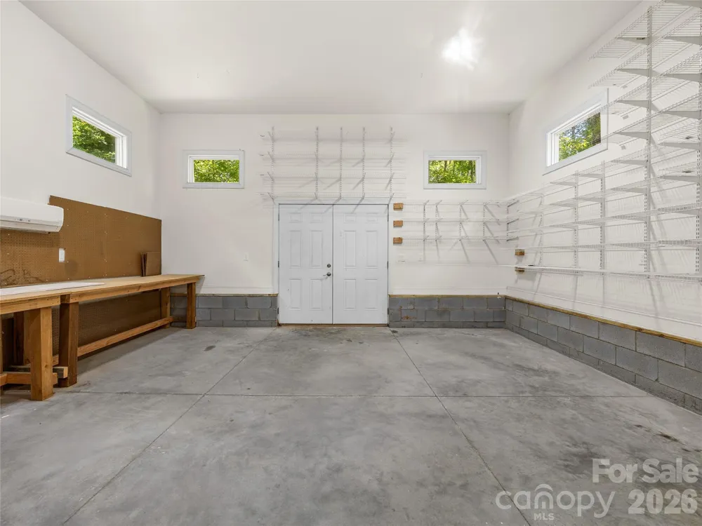 240 Persimmon Hill Drive Columbus, NC 28722