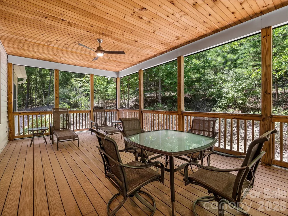 240 Persimmon Hill Drive Columbus, NC 28722