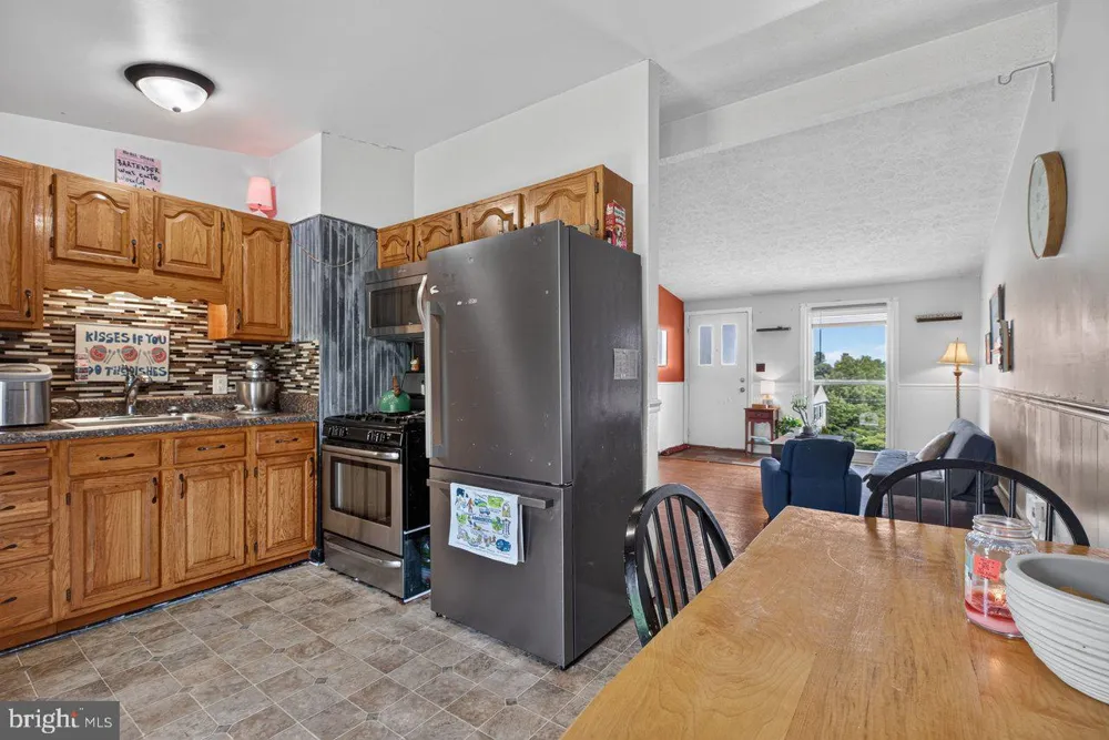2397 HIGHVIEW CIRCLE Staunton, VA 24401