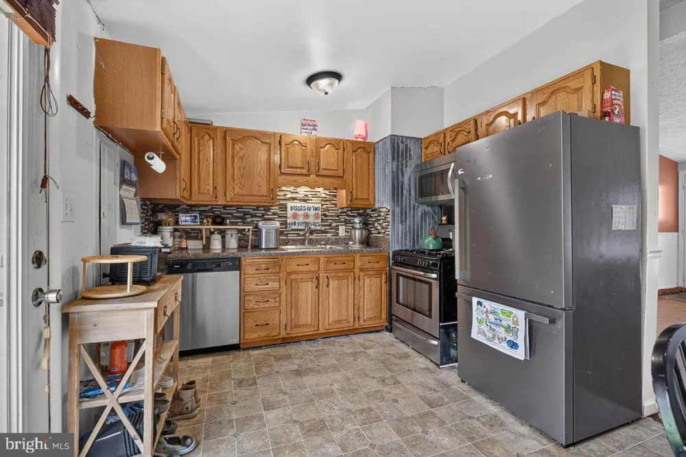 2397 HIGHVIEW CIRCLE Staunton, VA 24401