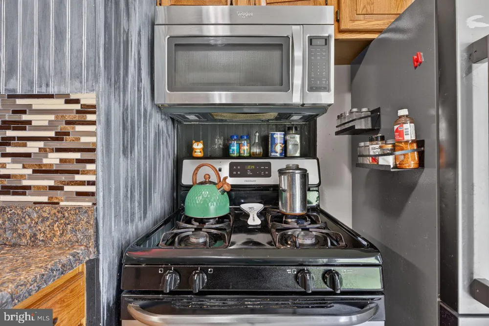 2397 HIGHVIEW CIRCLE Staunton, VA 24401